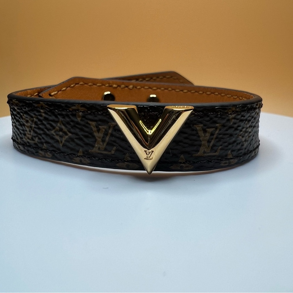 Louis Vuitton Brown Leather Bracelet with Gold Detail